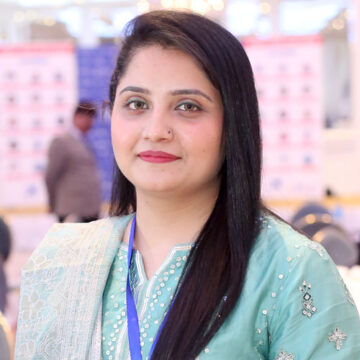 Miss-Arooj-Pic